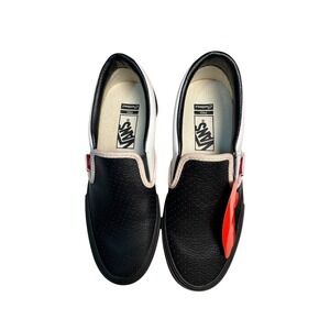 Vans Pro Custom Women's Size 8 MenSize 6.5 Slip On Black White Leather Skater